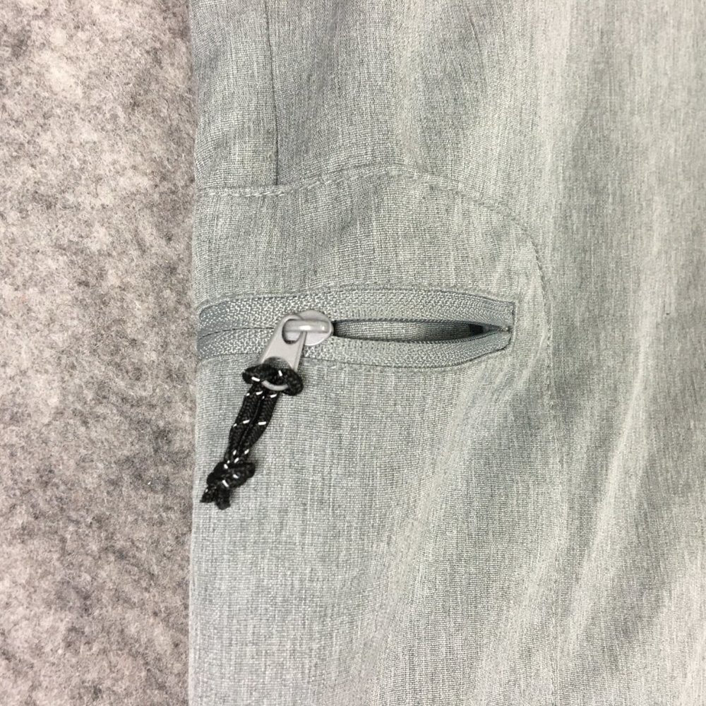 Magellan Shorts 36 Mens Fish Gear Gray Water Repellent Zipper Pocket Lightweight - Picture 3 of 15